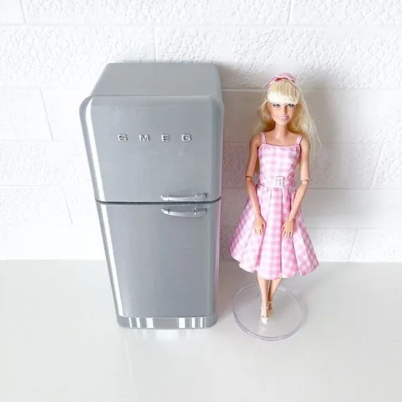 Miniature Refrigerator - Various Colors - 1:6 Scale - Dollhouse - Kitchen Furniture